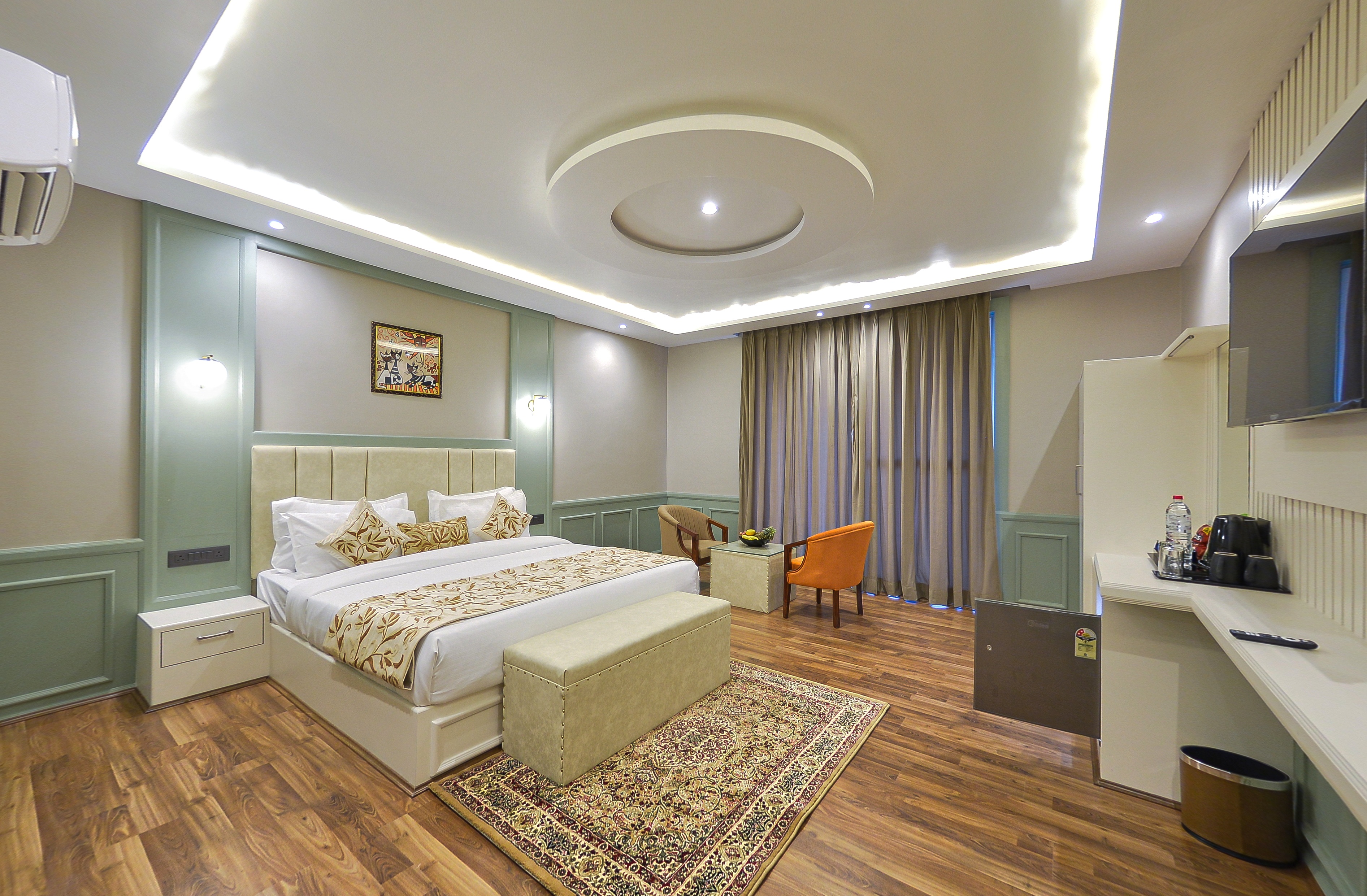 Bed detail
